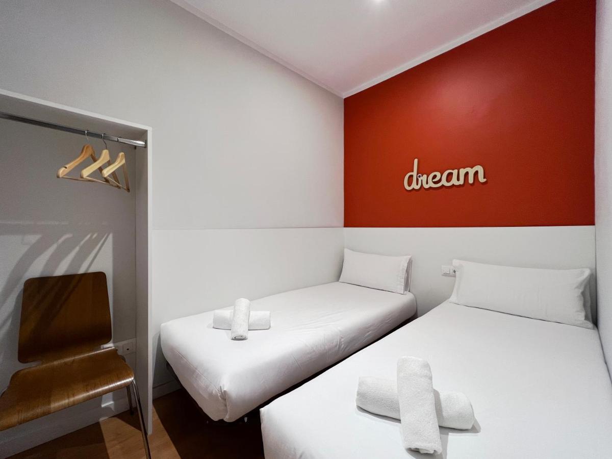 Stay U-Nique Apartments Travessera Barcelona Zewnętrze zdjęcie